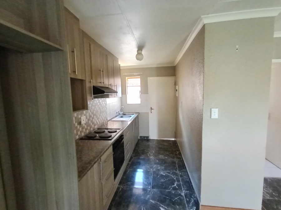 2 Bedroom Property for Sale in Birch Acres Gauteng