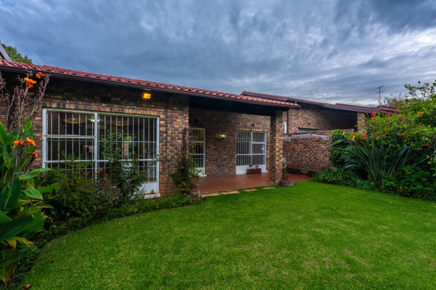 To Let 3 Bedroom Property for Rent in Morningside Gauteng