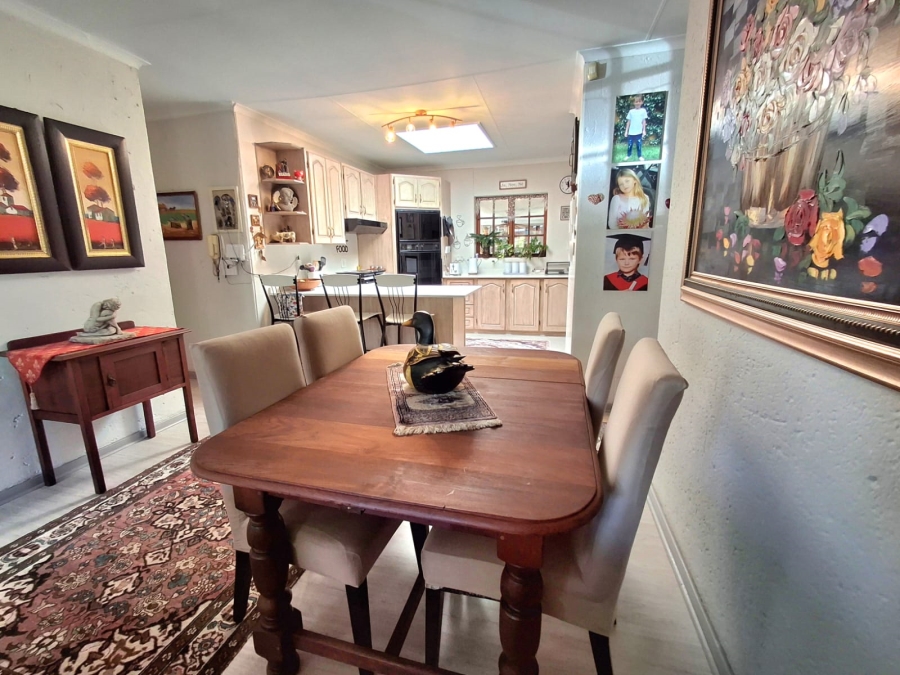 3 Bedroom Property for Sale in Kenleaf Gauteng