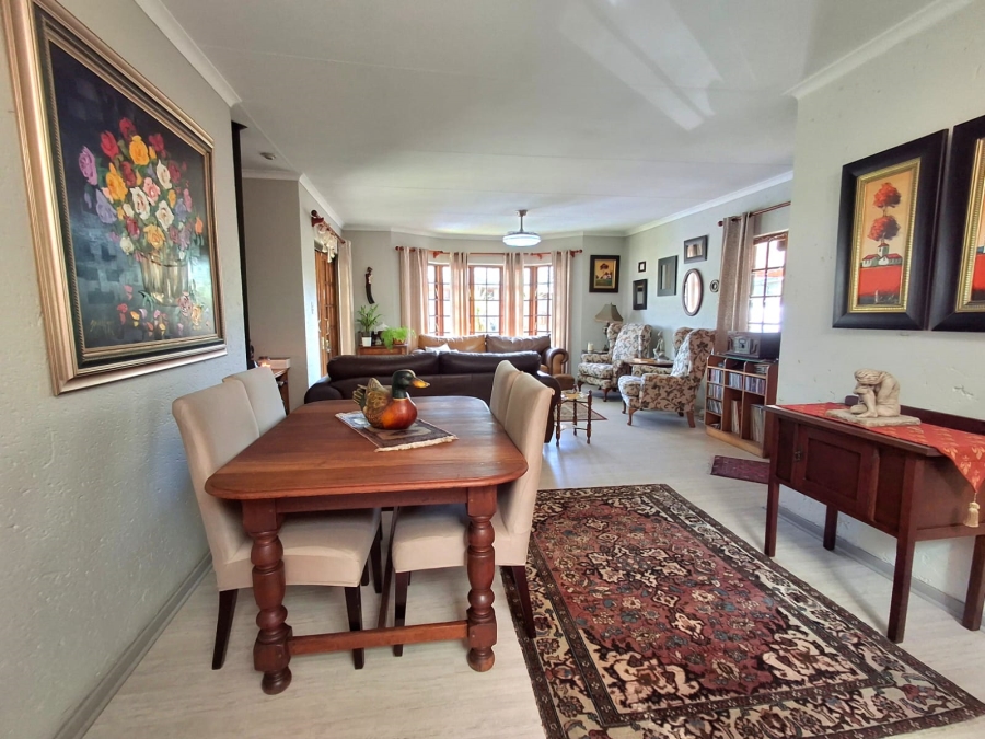 3 Bedroom Property for Sale in Kenleaf Gauteng