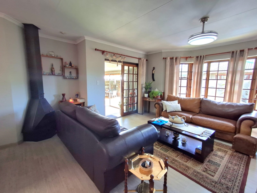 3 Bedroom Property for Sale in Kenleaf Gauteng