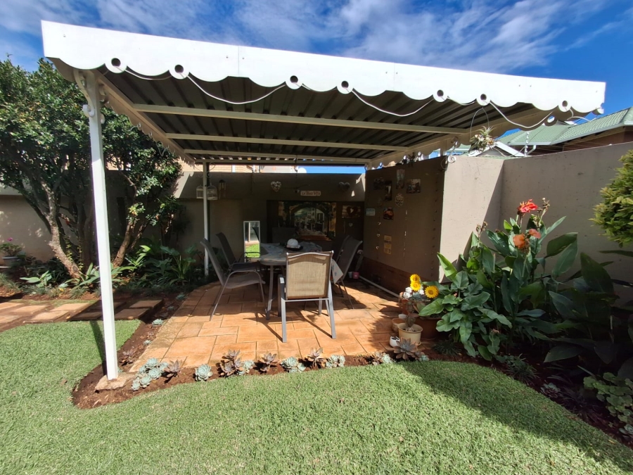 3 Bedroom Property for Sale in Kenleaf Gauteng