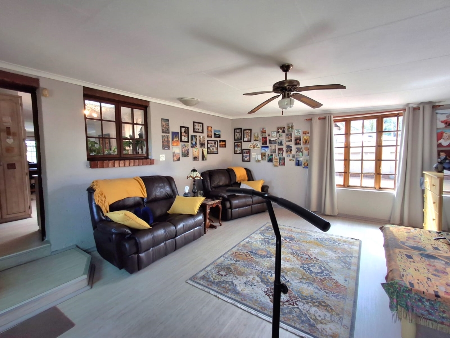 3 Bedroom Property for Sale in Kenleaf Gauteng