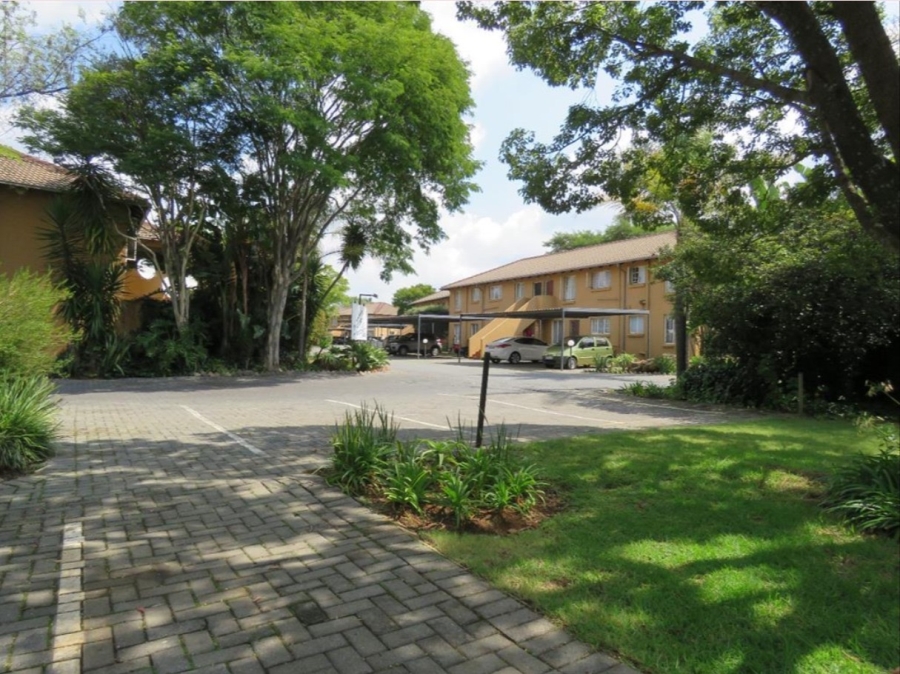 2 Bedroom Property for Sale in Moreleta Park Gauteng