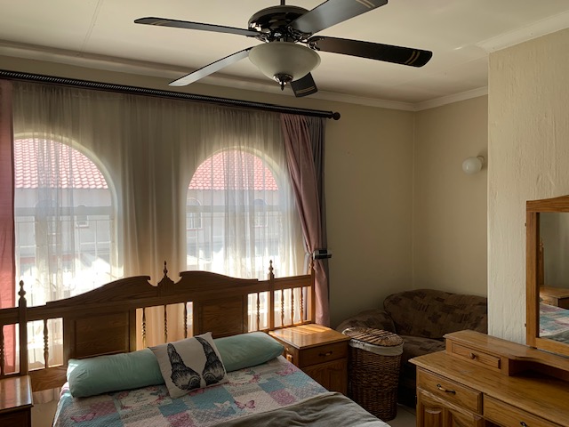 2 Bedroom Property for Sale in Kilner Park Gauteng