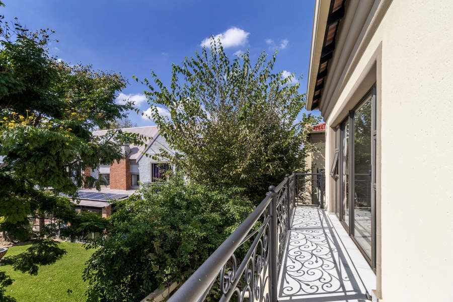 5 Bedroom Property for Sale in Willow Acres Gauteng