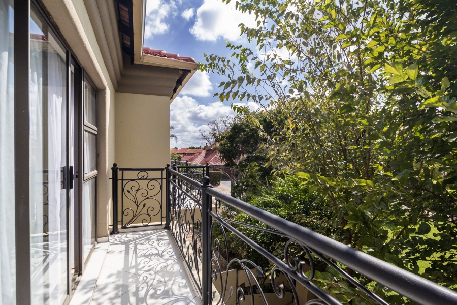 5 Bedroom Property for Sale in Willow Acres Gauteng
