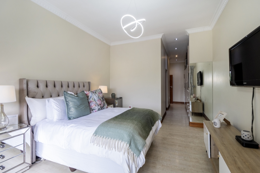 5 Bedroom Property for Sale in Willow Acres Gauteng