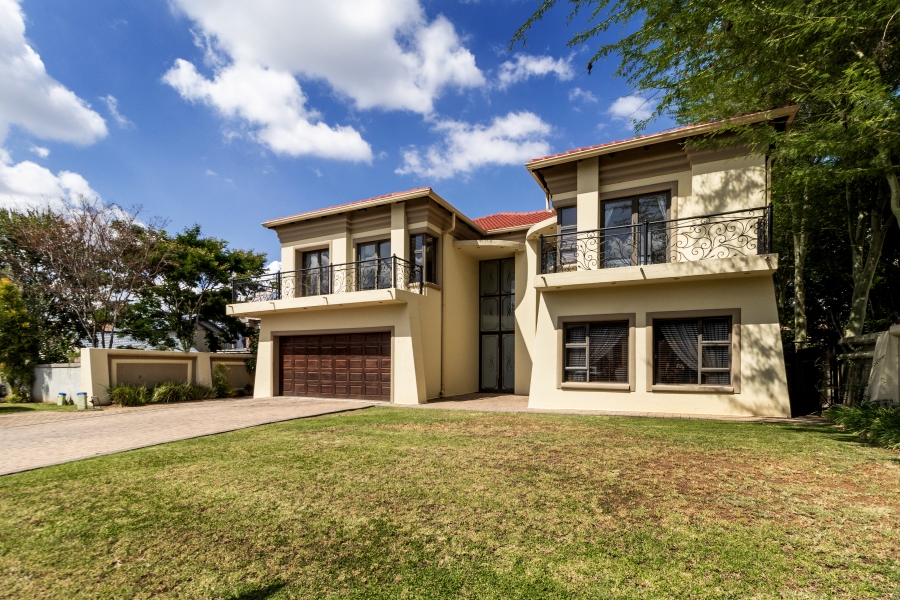 5 Bedroom Property for Sale in Willow Acres Gauteng