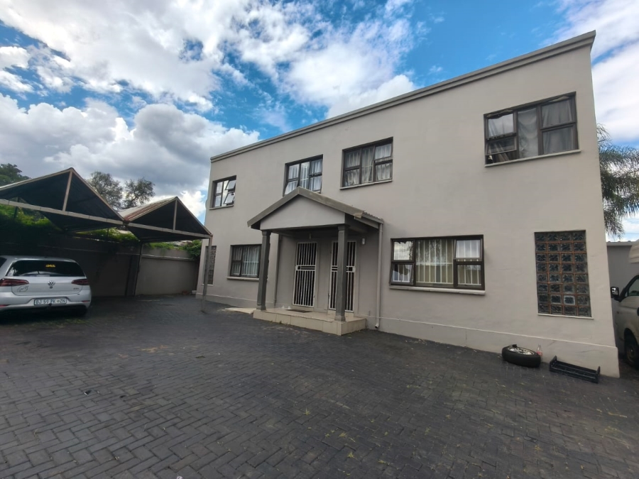 To Let 3 Bedroom Property for Rent in Erasmia Gauteng