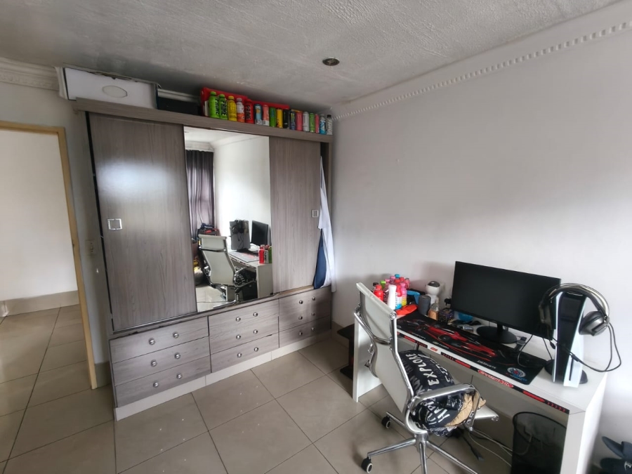 To Let 3 Bedroom Property for Rent in Erasmia Gauteng