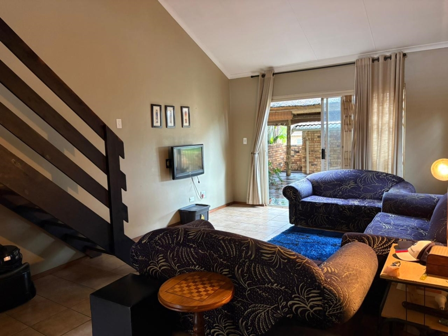 3 Bedroom Property for Sale in Radiokop Gauteng