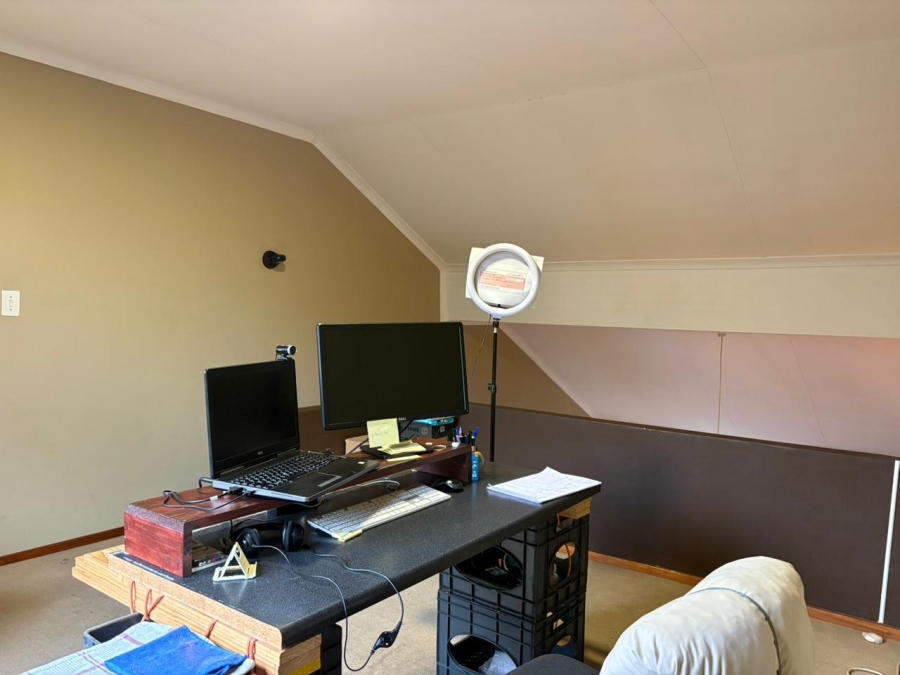 3 Bedroom Property for Sale in Radiokop Gauteng