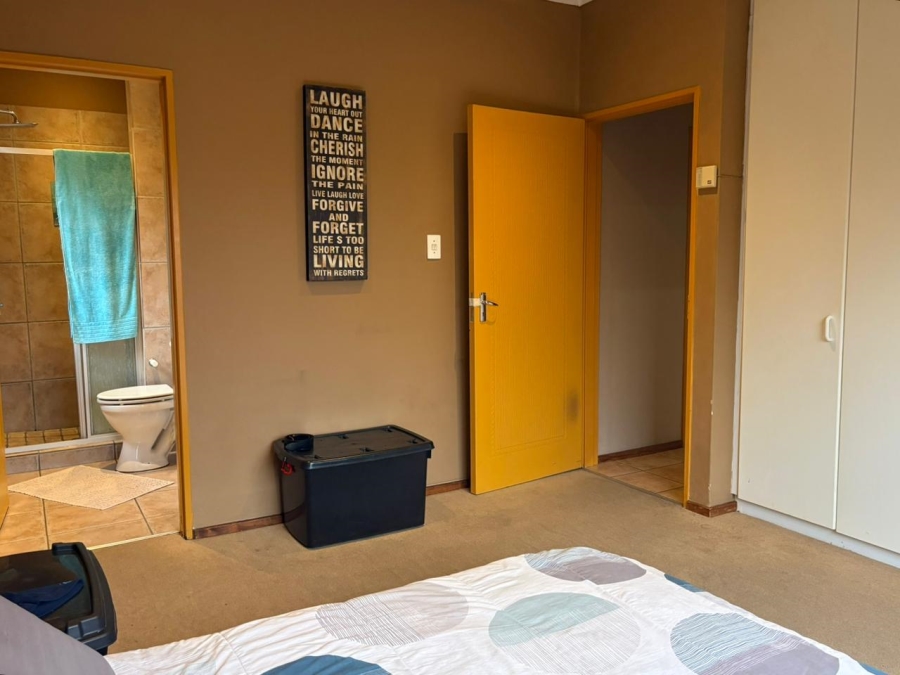 3 Bedroom Property for Sale in Radiokop Gauteng
