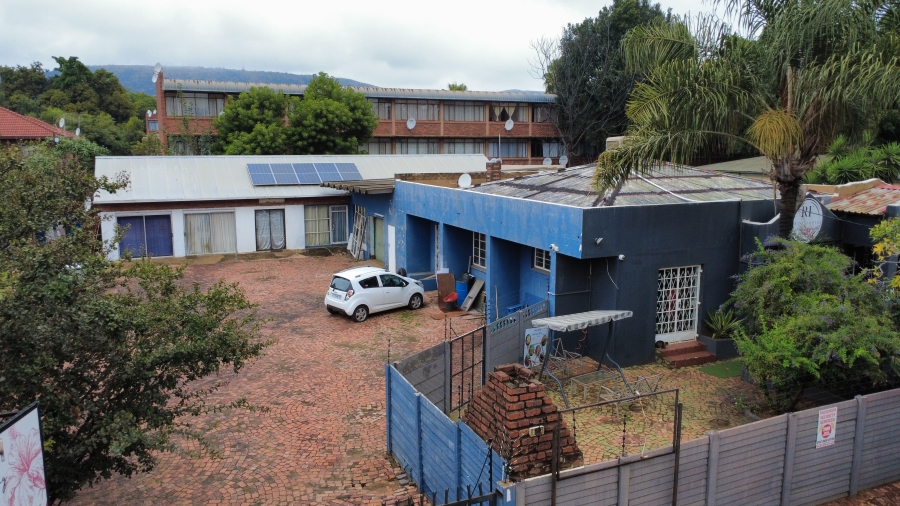9 Bedroom Property for Sale in Pretoria North Gauteng