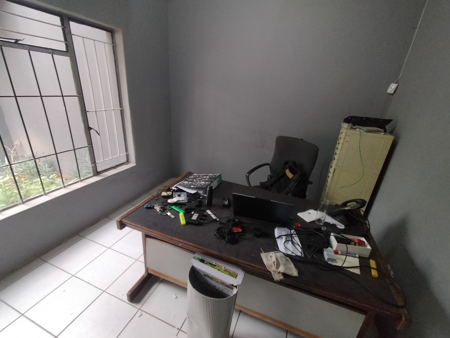 9 Bedroom Property for Sale in Pretoria North Gauteng