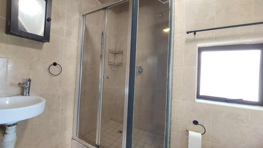 1 Bedroom Property for Sale in Zwartkop Golf Estate Gauteng