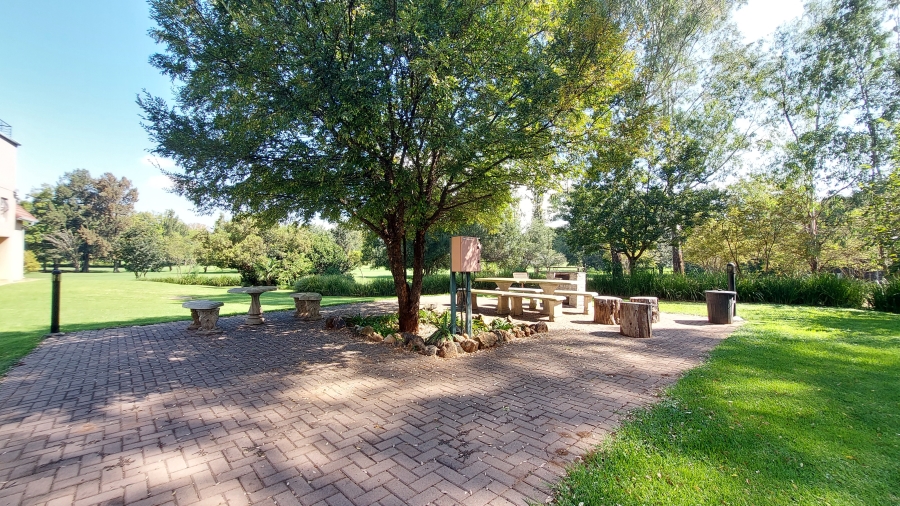 1 Bedroom Property for Sale in Zwartkop Golf Estate Gauteng