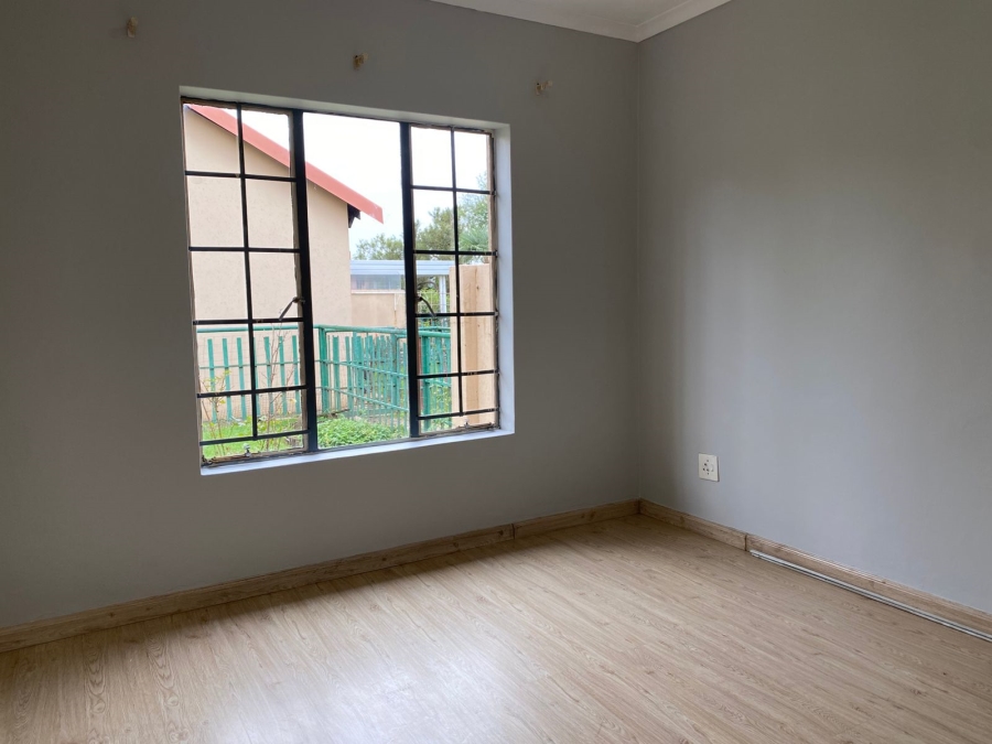 3 Bedroom Property for Sale in Illiondale Gauteng