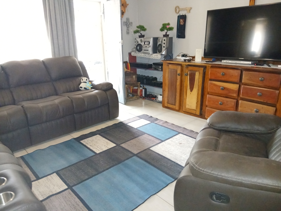 3 Bedroom Property for Sale in Lambton Gauteng