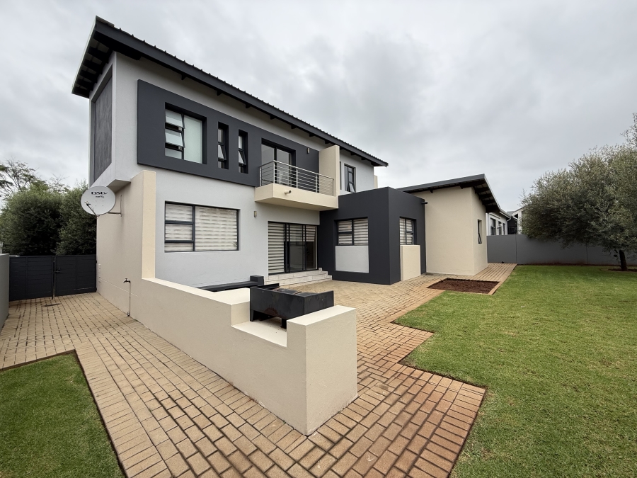 3 Bedroom Property for Sale in Midstream Estate Gauteng