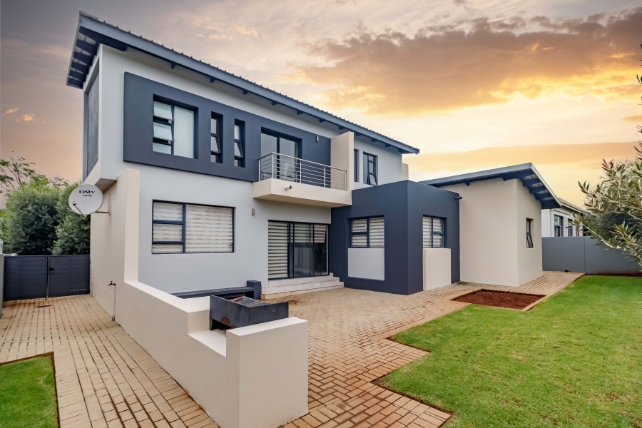 3 Bedroom Property for Sale in Midstream Estate Gauteng