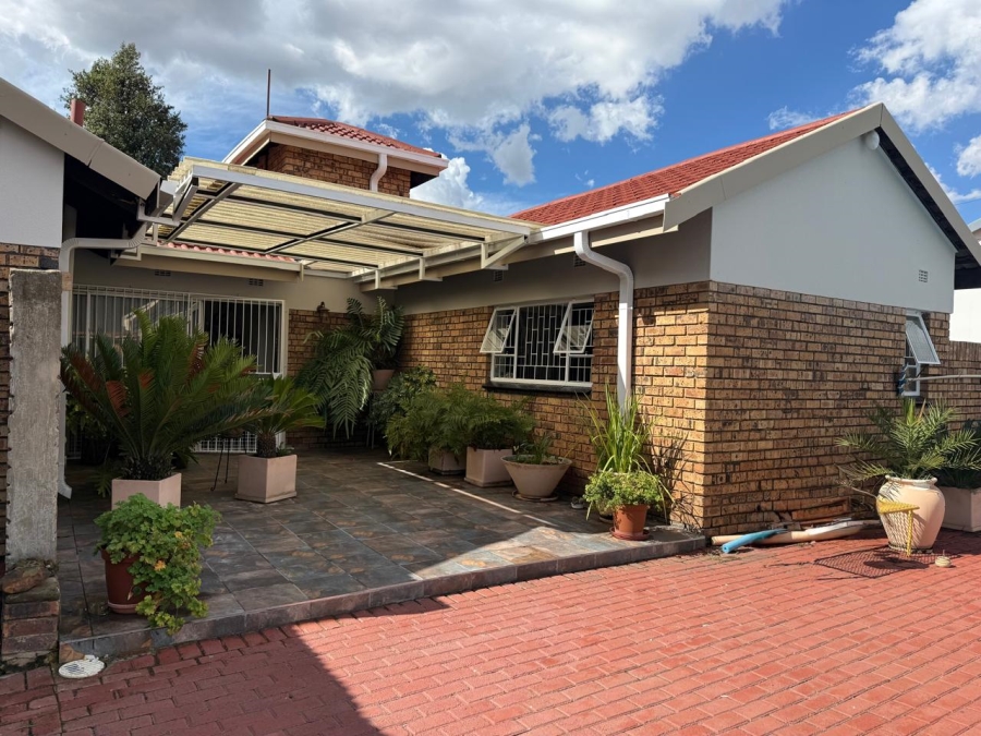 3 Bedroom Property for Sale in Vanderbijlpark Sw 2 Gauteng