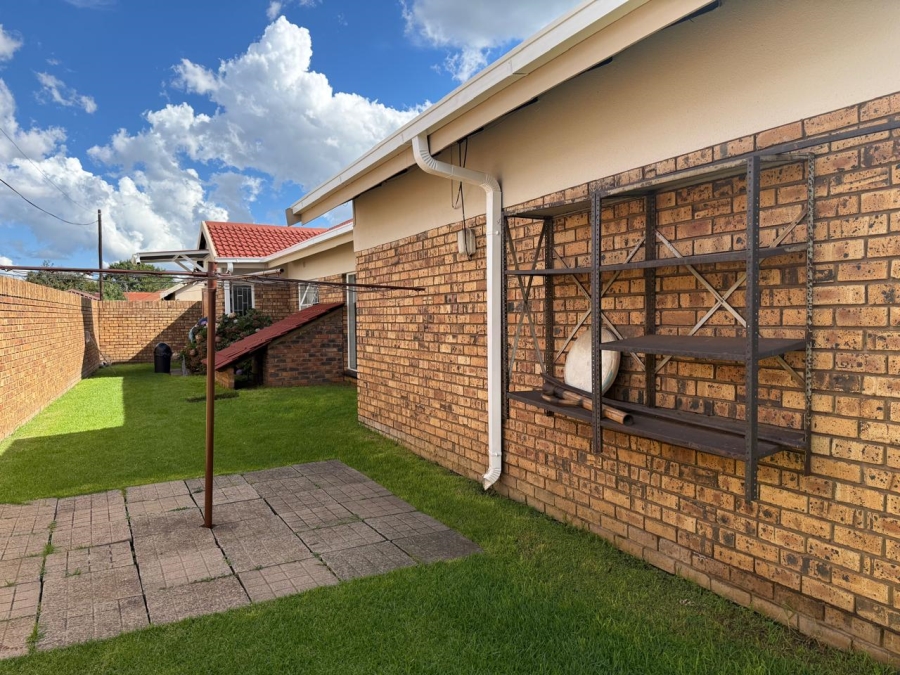 3 Bedroom Property for Sale in Vanderbijlpark Sw 2 Gauteng