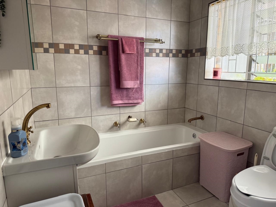3 Bedroom Property for Sale in Vanderbijlpark Sw 2 Gauteng