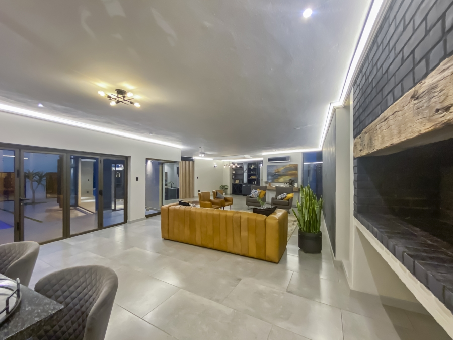 6 Bedroom Property for Sale in Midstream Estate Gauteng