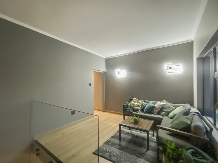 6 Bedroom Property for Sale in Midstream Estate Gauteng