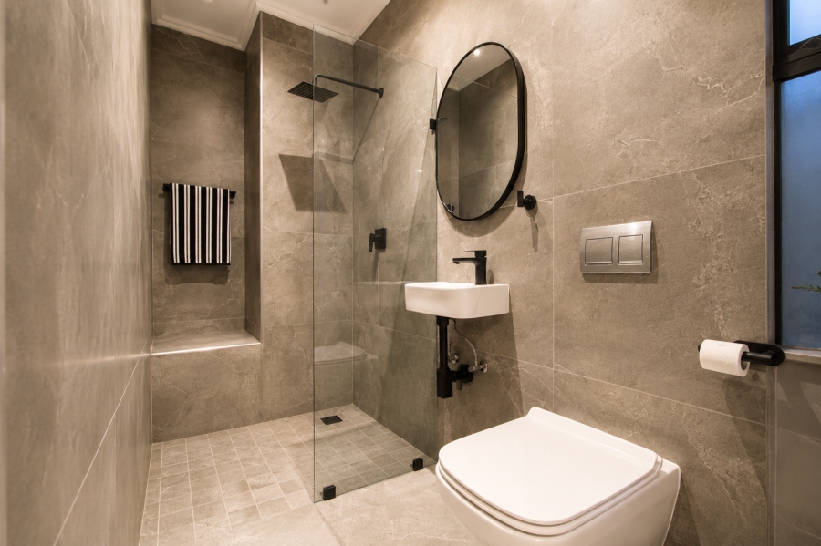 6 Bedroom Property for Sale in Midstream Estate Gauteng