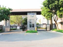 3 Bedroom Property for Sale in Country View Gauteng