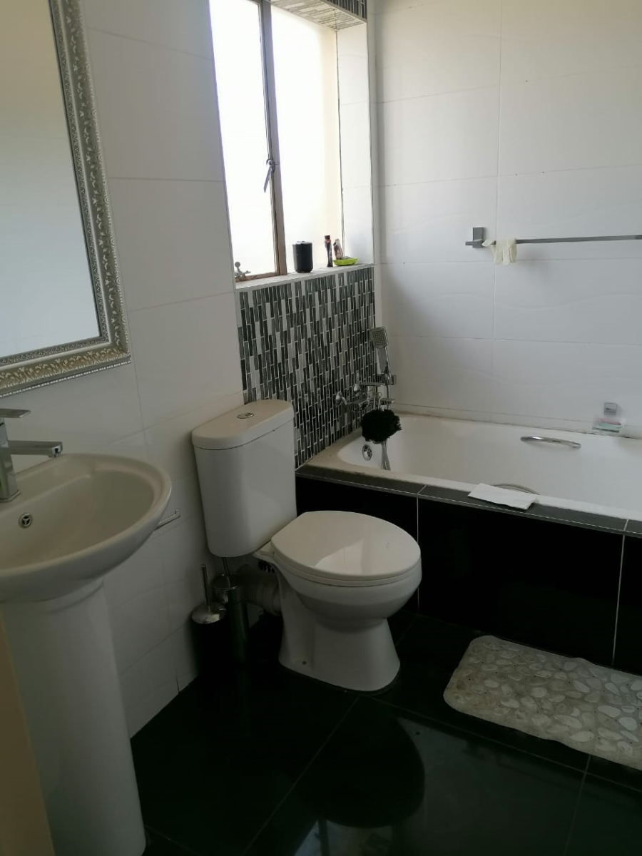 3 Bedroom Property for Sale in Country View Gauteng