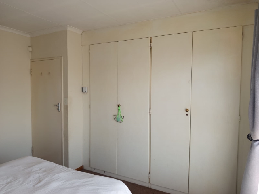 2 Bedroom Property for Sale in Highveld Gauteng