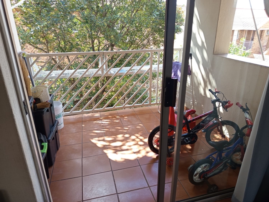 2 Bedroom Property for Sale in Highveld Gauteng