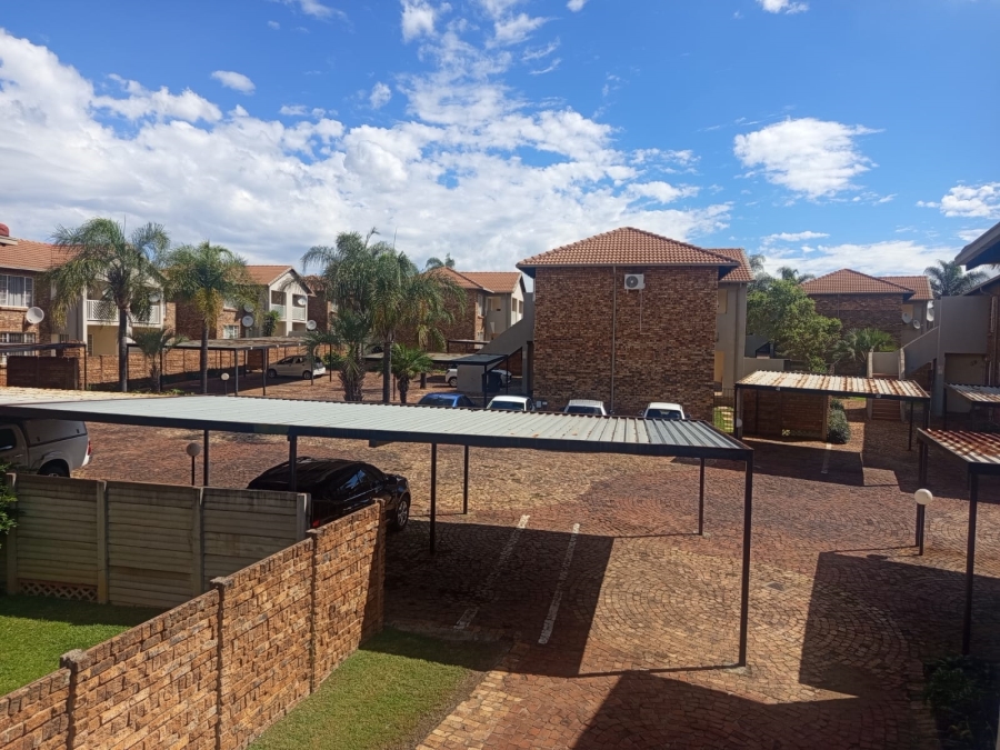 2 Bedroom Property for Sale in Highveld Gauteng