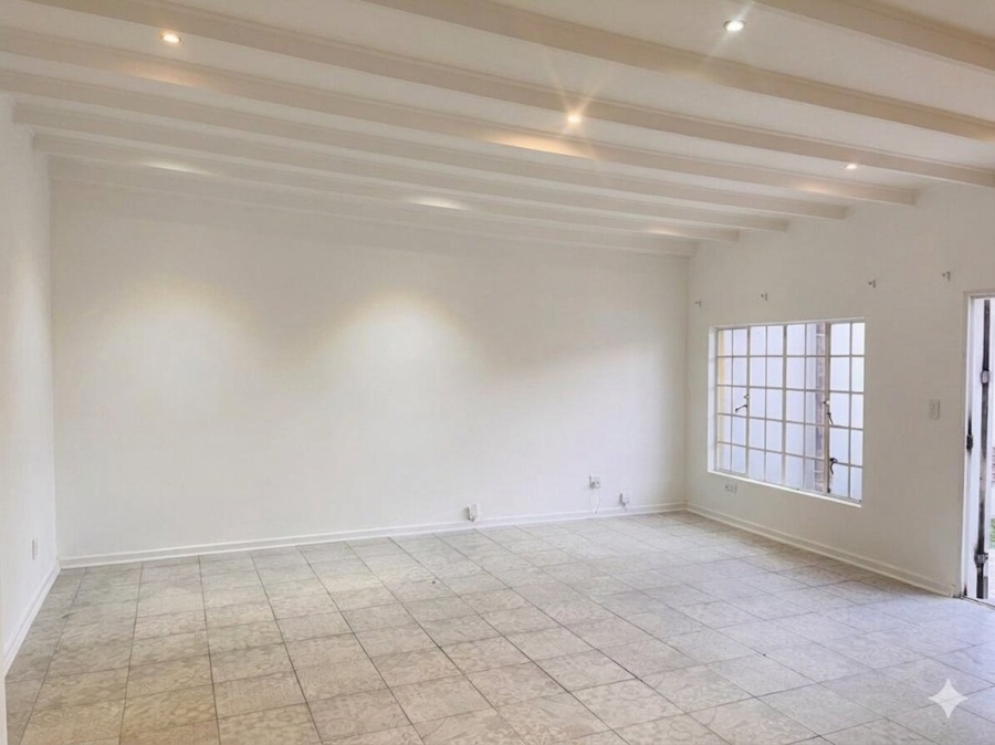 2 Bedroom Property for Sale in Highlands North Gauteng
