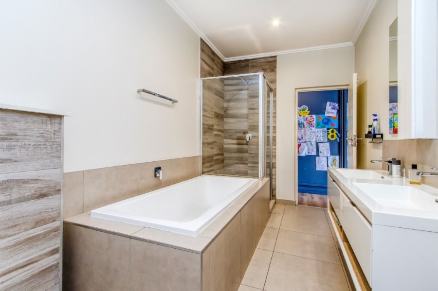 4 Bedroom Property for Sale in Melrose Estate Gauteng