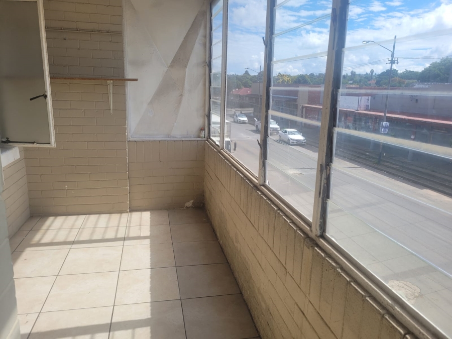 To Let 1 Bedroom Property for Rent in Pin Oak Gauteng