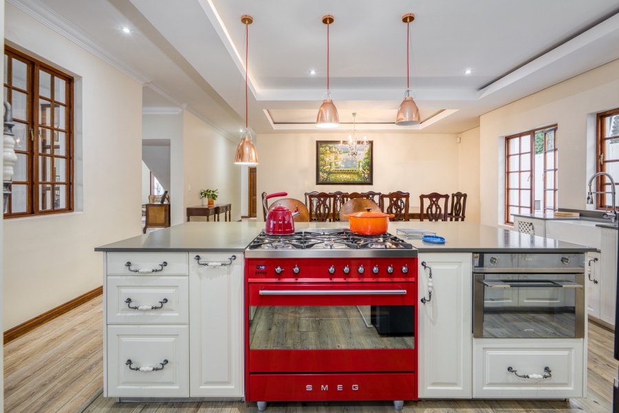 5 Bedroom Property for Sale in Bryanston Gauteng