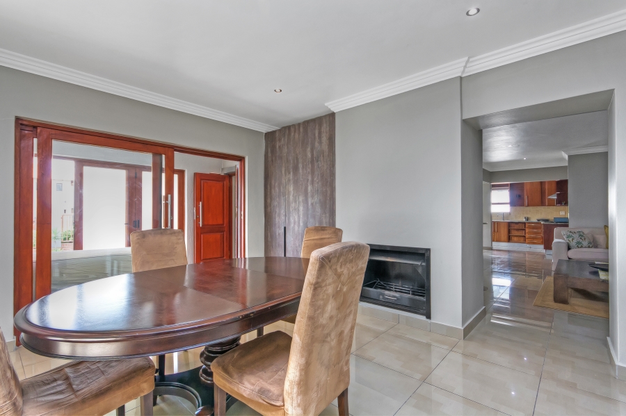 5 Bedroom Property for Sale in Valley View Estate Gauteng