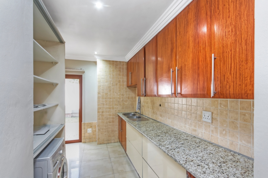 5 Bedroom Property for Sale in Valley View Estate Gauteng