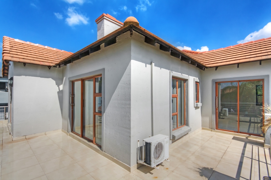 5 Bedroom Property for Sale in Valley View Estate Gauteng