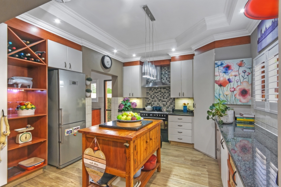 3 Bedroom Property for Sale in Halfway Gardens Gauteng