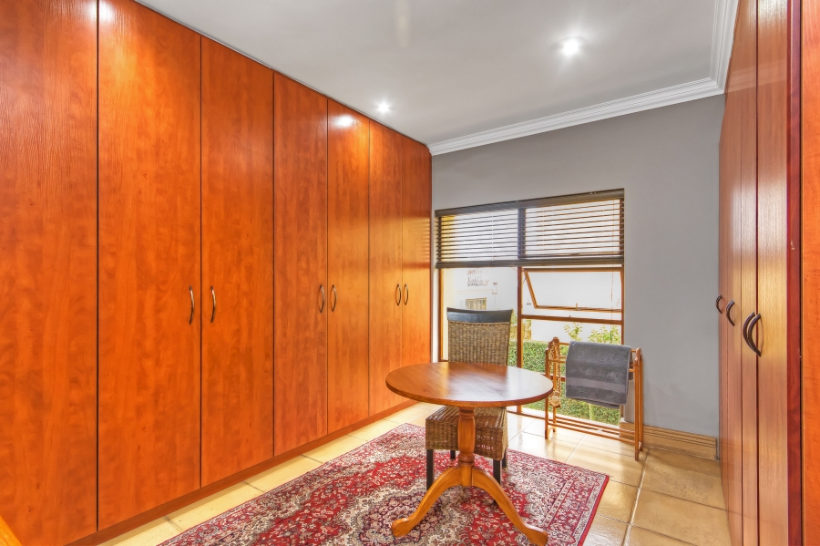3 Bedroom Property for Sale in Halfway Gardens Gauteng