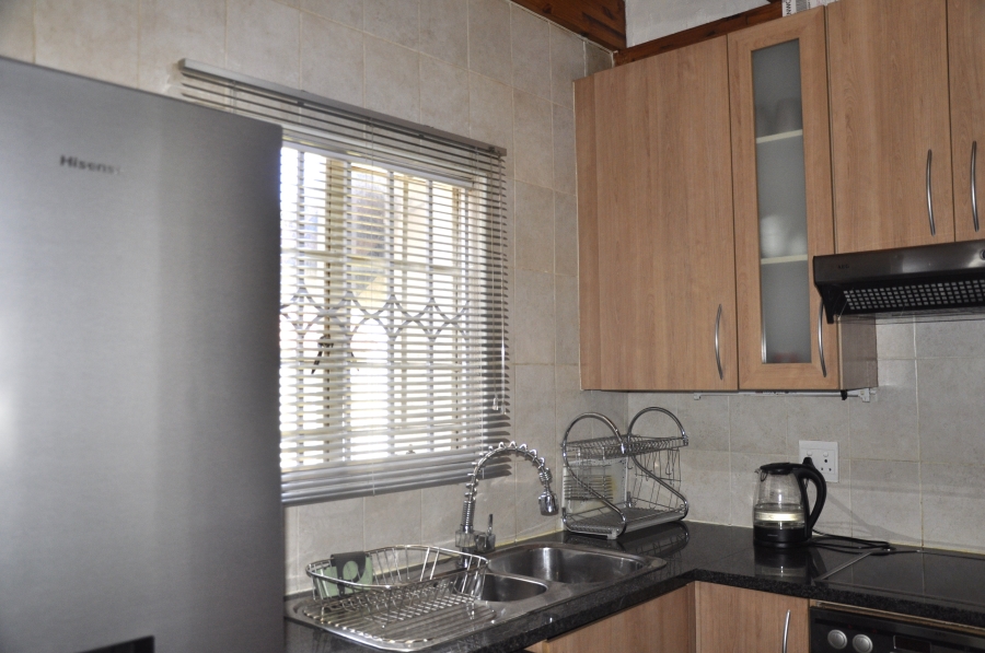 2 Bedroom Property for Sale in Erand Gardens Gauteng