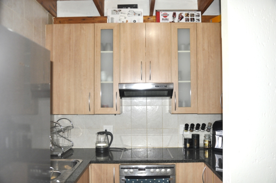 2 Bedroom Property for Sale in Erand Gardens Gauteng