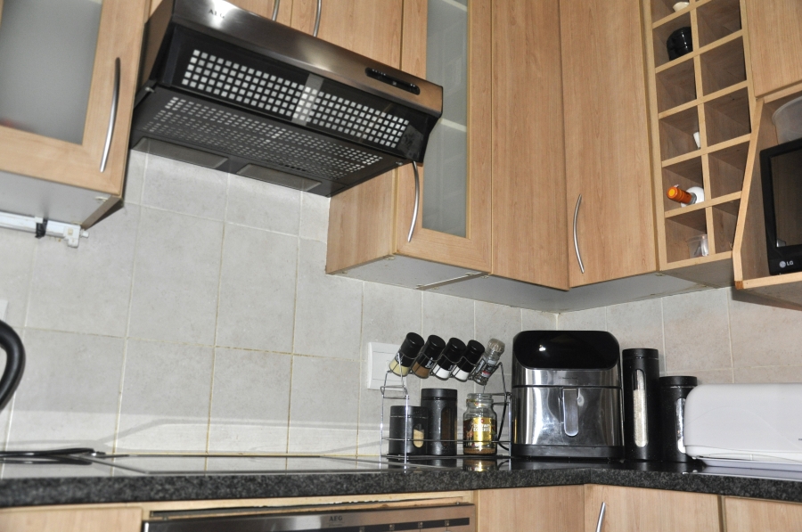 2 Bedroom Property for Sale in Erand Gardens Gauteng