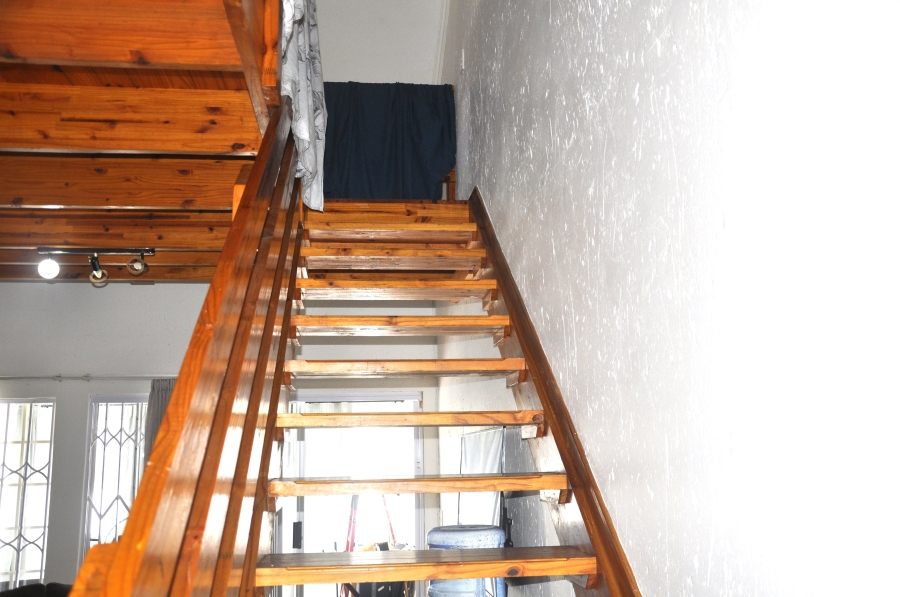 2 Bedroom Property for Sale in Erand Gardens Gauteng
